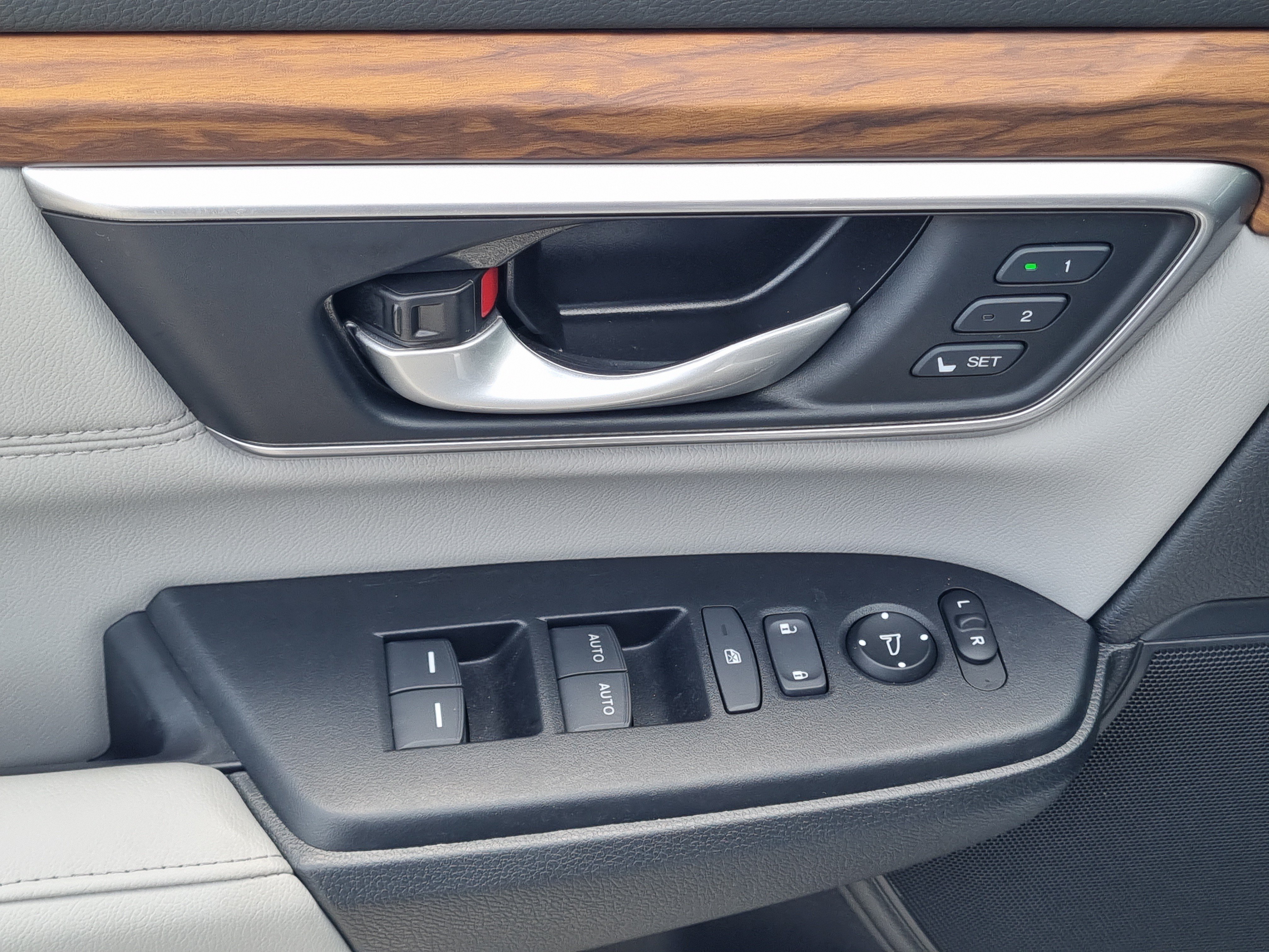 Used 2021 Honda CR-V EX-L image 28