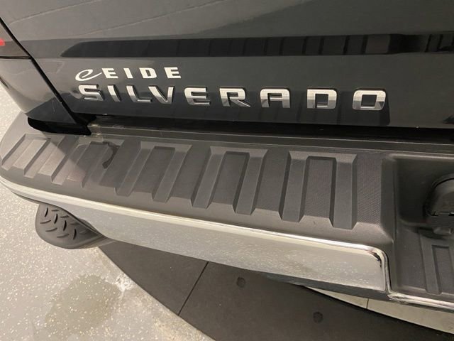 Used 2017 Chevrolet Silverado 1500 LT w/ All Star Edition AWD/4WD image 30