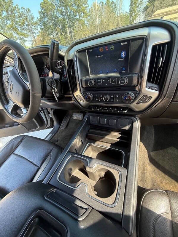 Used 2015 Chevrolet Silverado 2500 LTZ AWD/4WD image 15