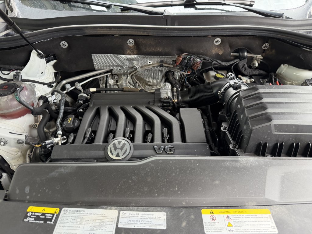 Used 2023 Volkswagen Atlas SEL R-Line AWD/4WD image 42