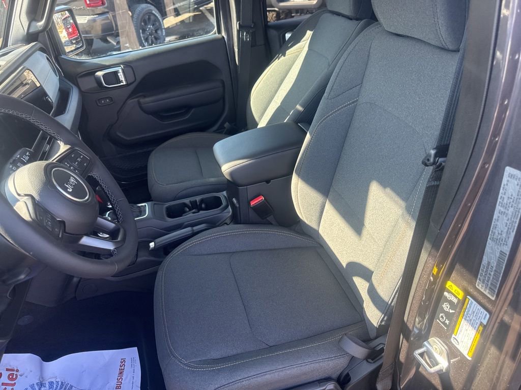 New 2025 Jeep Wrangler Sport S image 34