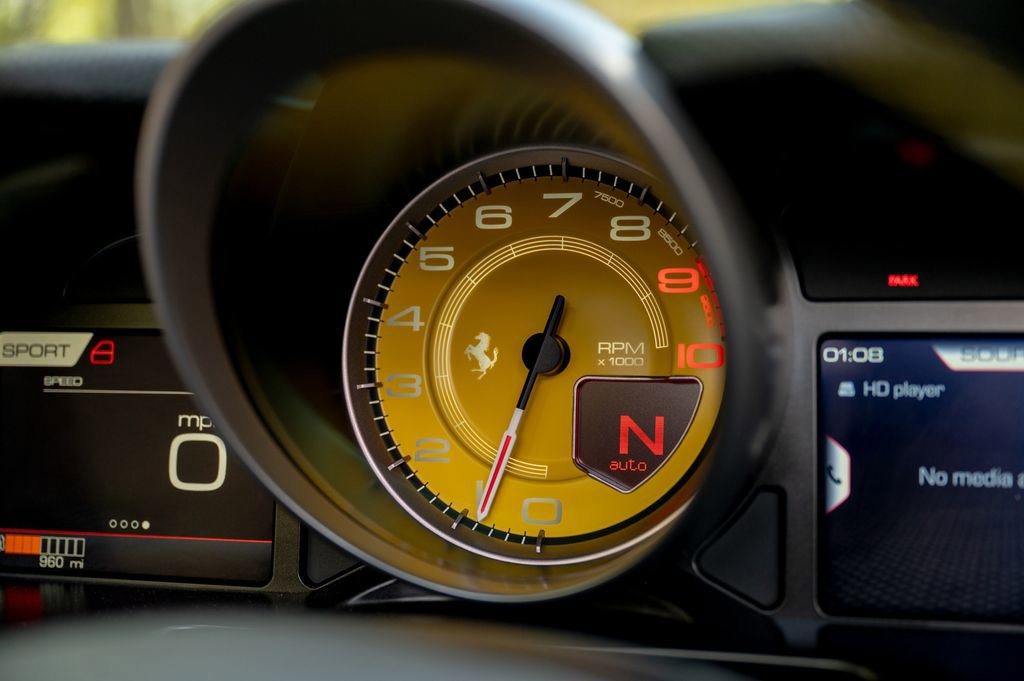 Used 2022 Ferrari 812 GTS RWD image 91