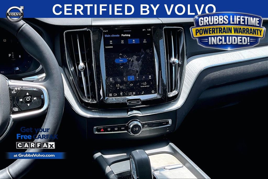 Used 2025 Volvo XC60 B5 Plus AWD/4WD image 7