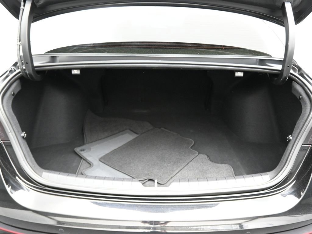 Used 2024 Kia K5 GT w/ GT1 Package image 13