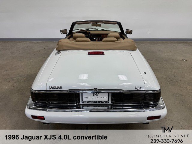 Used 1996 Jaguar XJS 4.0 Convertible RWD image 13