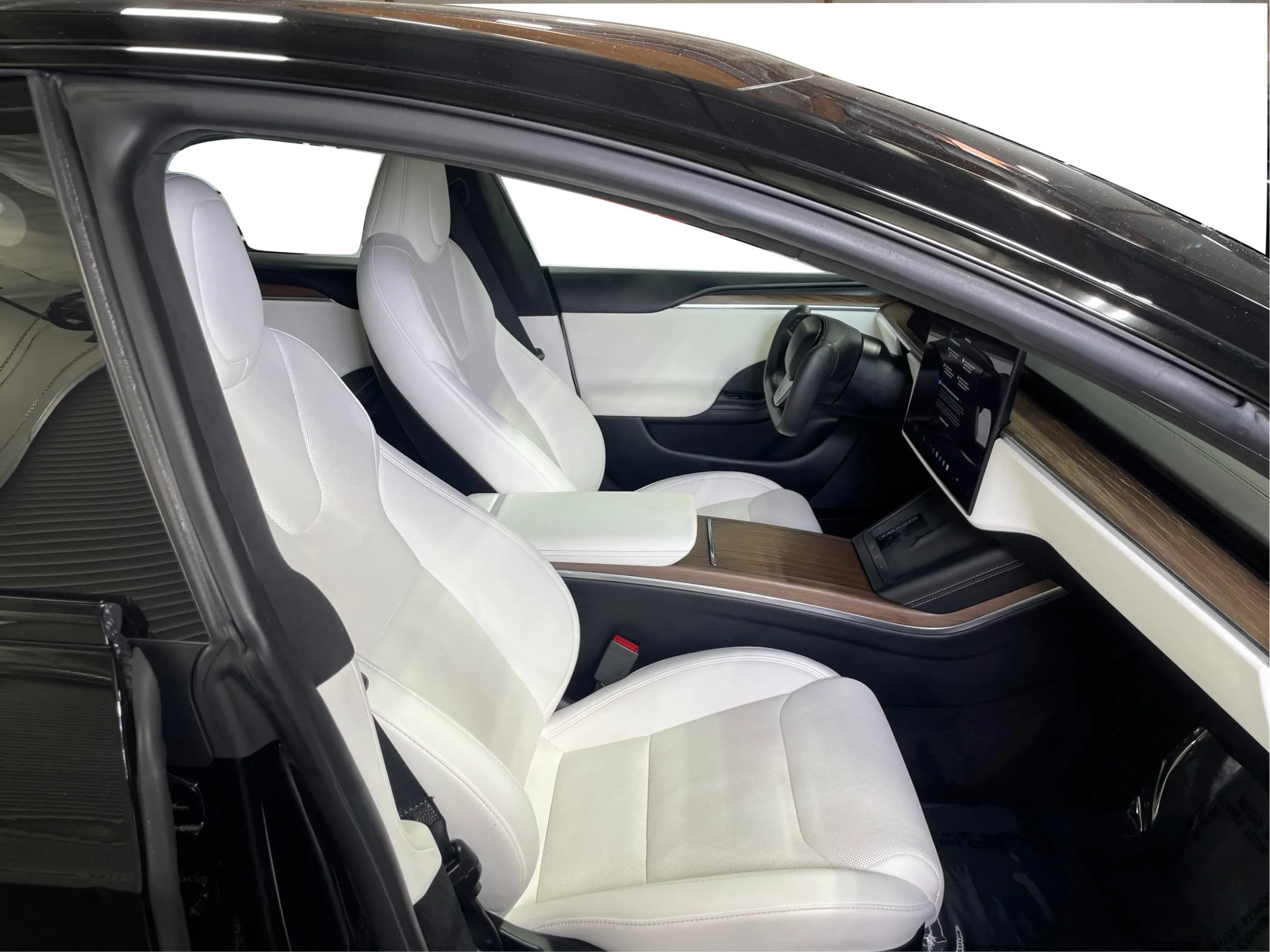 Used 2023 Tesla Model S Standard Range AWD/4WD image 13