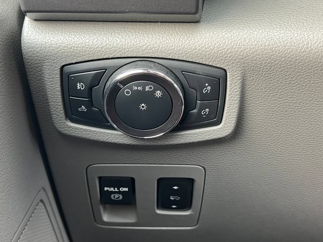 Used 2019 Ford F150 XLT w/ Equipment Group 302A Luxury AWD/4WD image 21