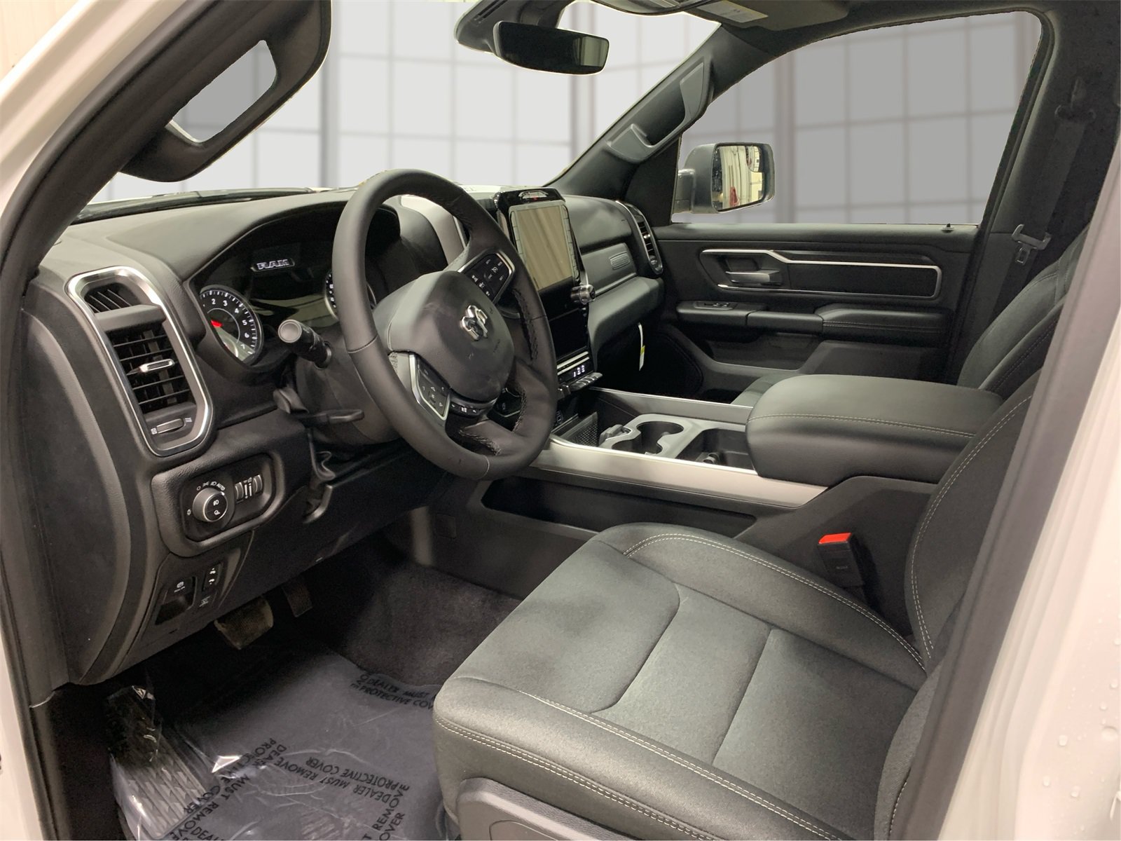 New 2026 RAM 1500 Big Horn AWD/4WD image 9