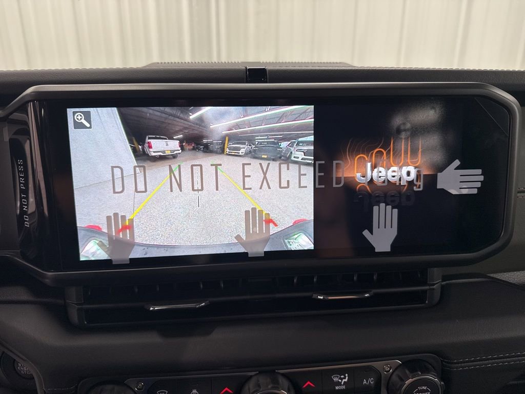 New 2026 Jeep Gladiator Mojave image 20