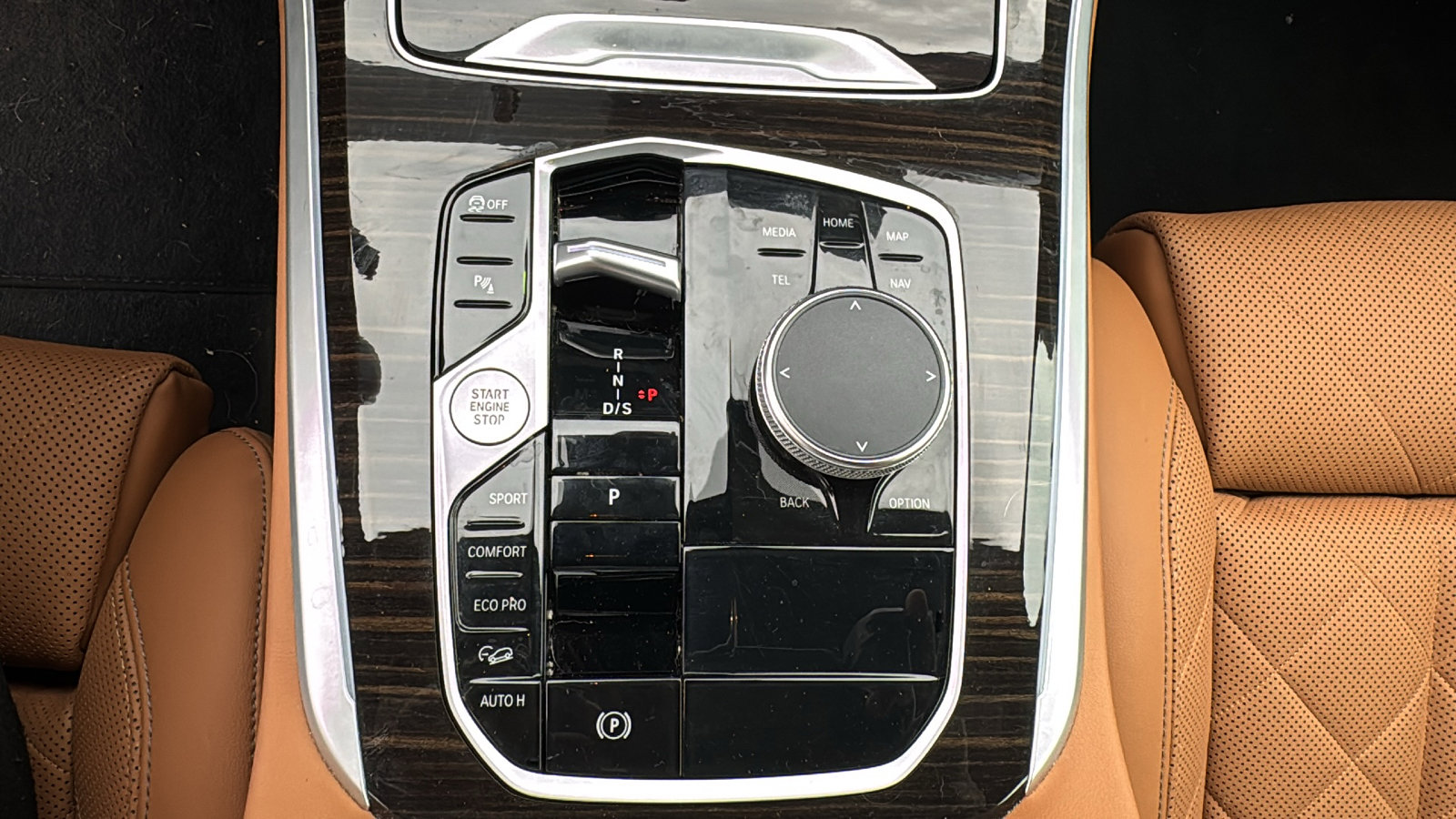 Used 2024 BMW X5 xDrive40i w/ Premium Package image 21