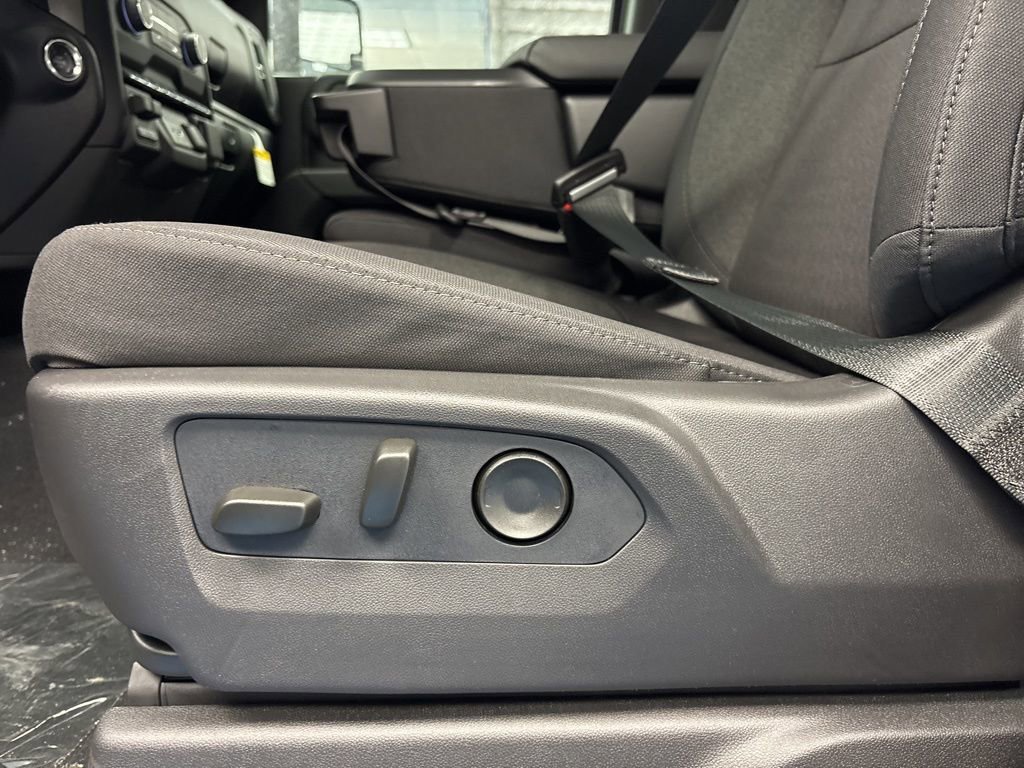New 2026 Chevrolet Silverado 2500 Custom w/ Custom Value Package image 25