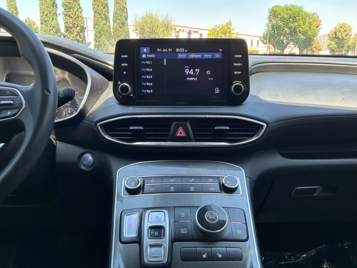Used 2021 Hyundai Santa Fe SEL FWD image 15