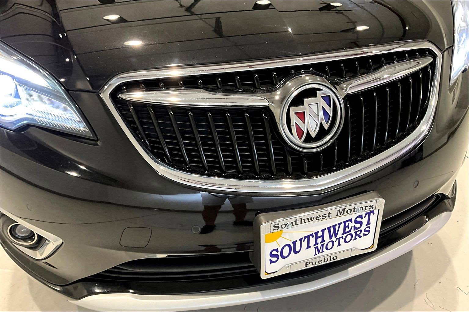 Used 2019 Buick Envision Premium AWD/4WD image 33