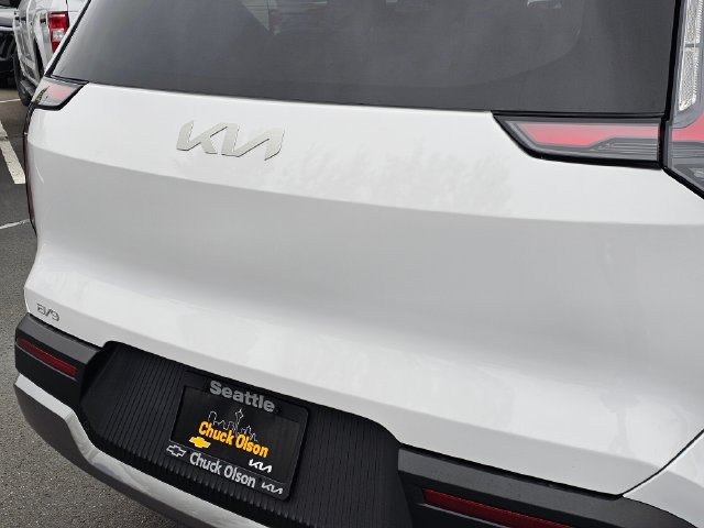 New 2026 Kia EV9 Wind AWD/4WD image 13
