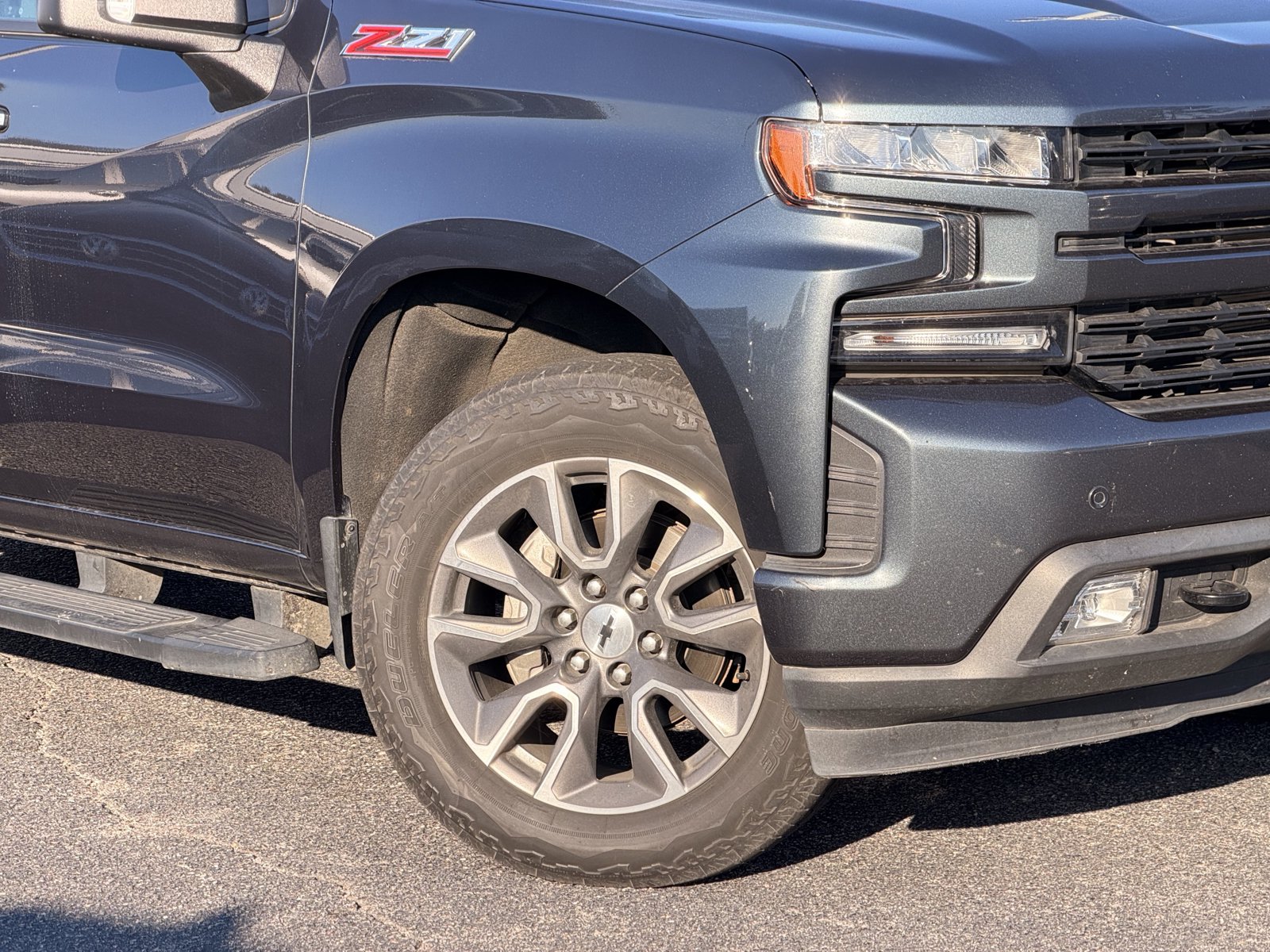 Used 2020 Chevrolet Silverado 1500 RST AWD/4WD image 3