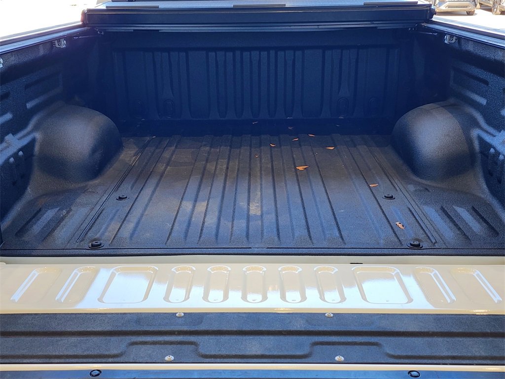 Used 2017 Toyota Tundra SR5 image 10