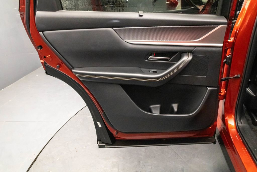 Used 2025 MAZDA CX-90 Plug-In Hybrid w/ Premium Plus image 27