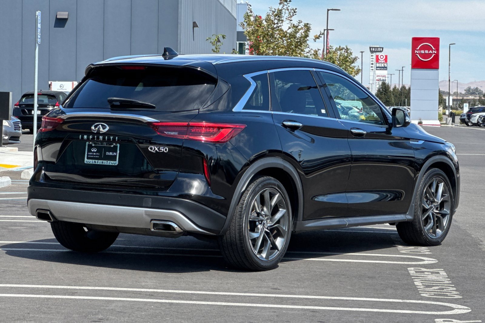 Used 2019 INFINITI QX50 Essential w/ Sensory Package image 4