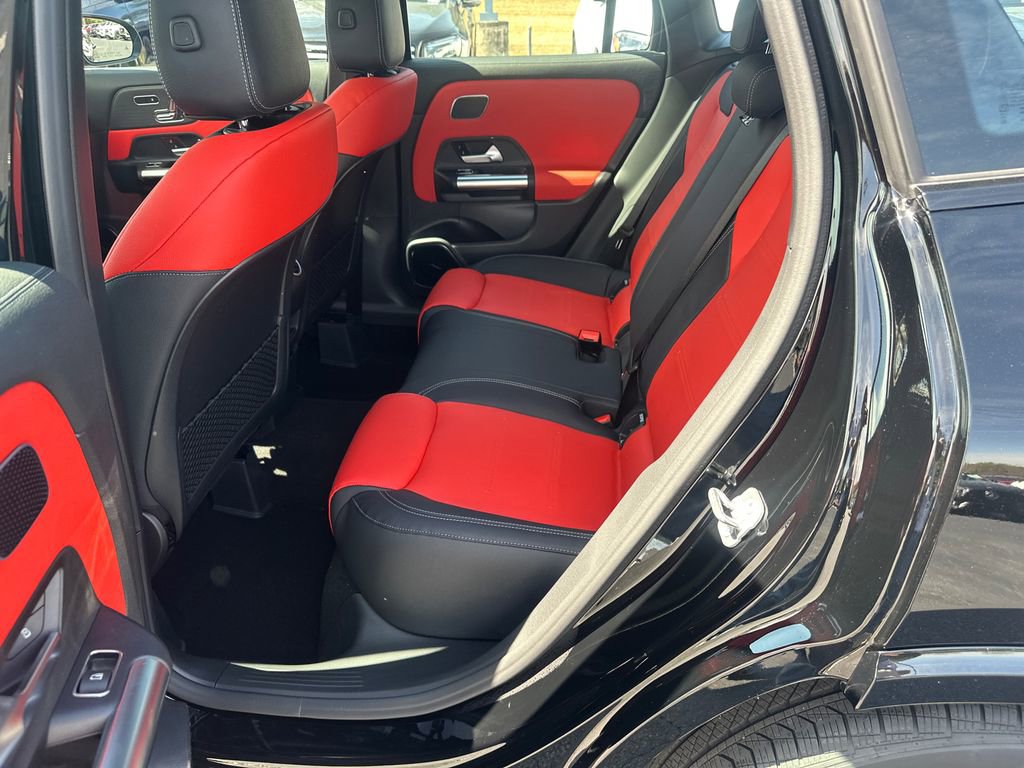 New 2026 Mercedes-Benz GLA 35 AMG 4MATIC image 23