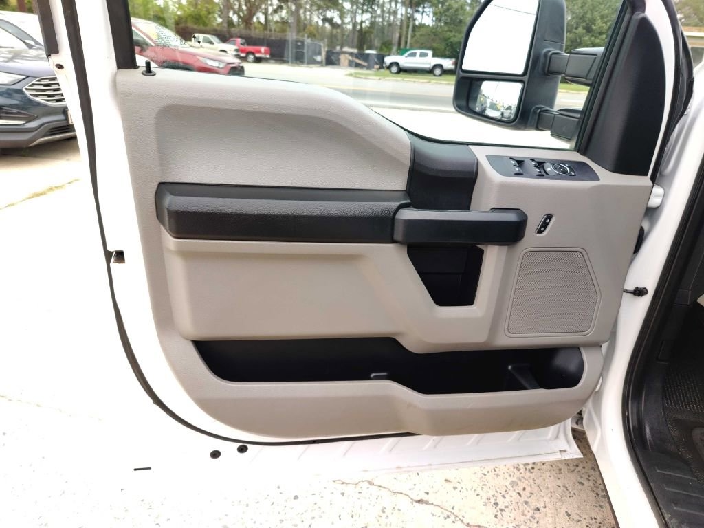 Used 2021 Ford F350 XL w/ Power Equipment Group image 18