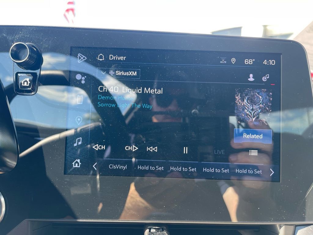 Used 2024 Chevrolet Corvette Stingray Coupe w/ 1LT image 16