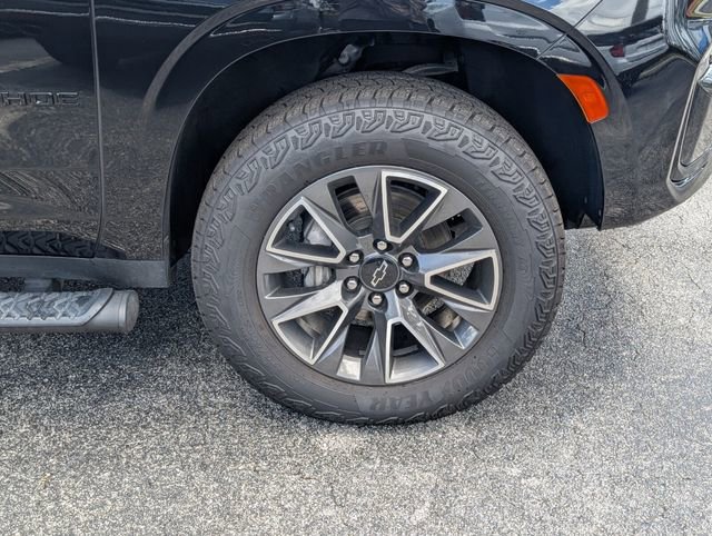Used 2024 Chevrolet Tahoe Z71 AWD/4WD image 9