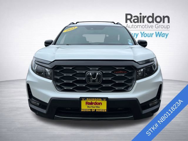 Used 2022 Honda Passport TrailSport image 2