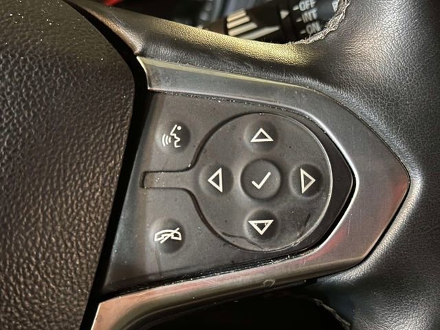 Used 2023 Chevrolet Traverse LT AWD/4WD image 23