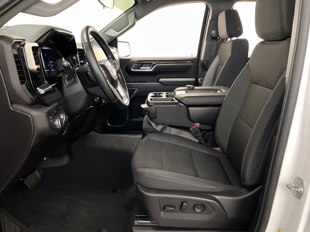 Certified 2025 GMC Sierra 1500 Elevation AWD/4WD image 7