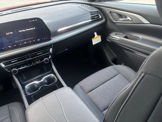 New 2026 Chevrolet Traverse LT w/ Driver Confidence Package image 20