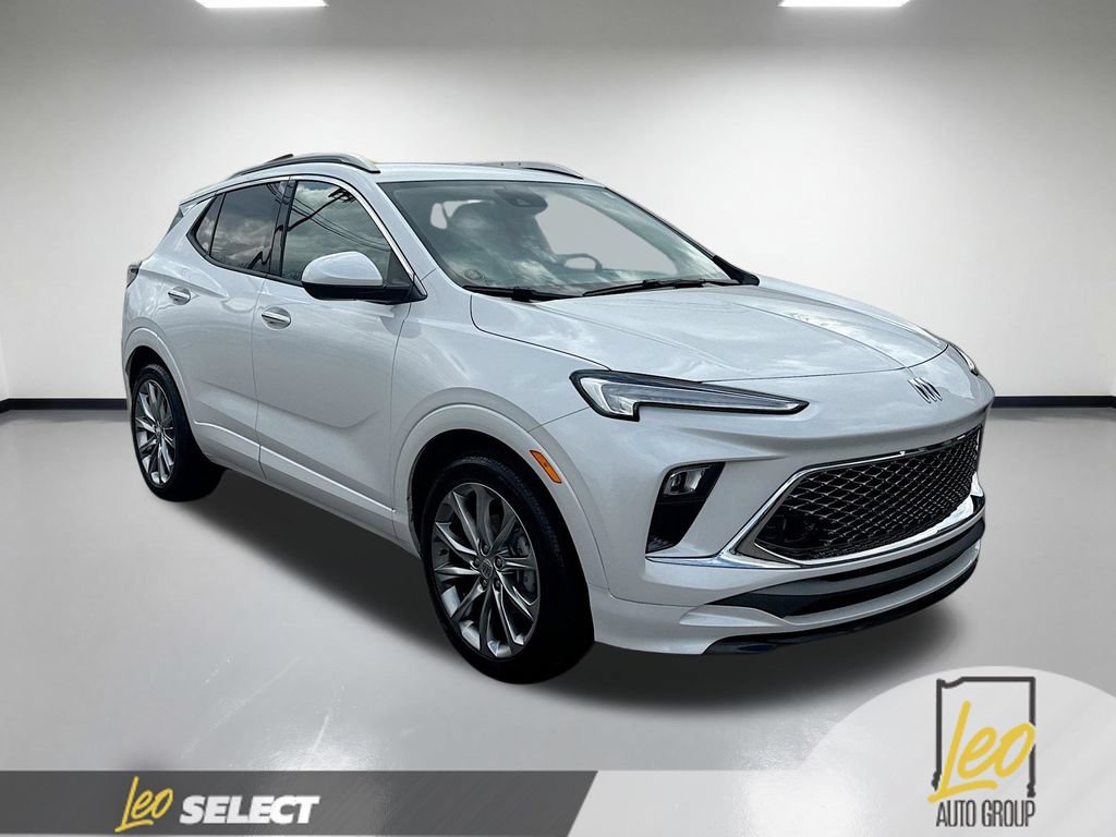 Used 2024 Buick Encore GX Avenir w/ Avenir Convenience Package FWD image 5