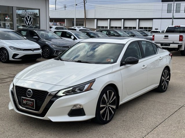 Used 2019 Nissan Altima 2.5 SR w/ SR Premium Package image 1