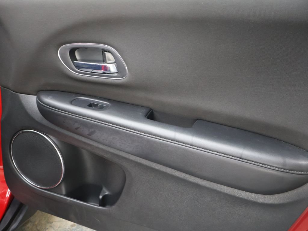 Used 2017 Honda HR-V EX image 12