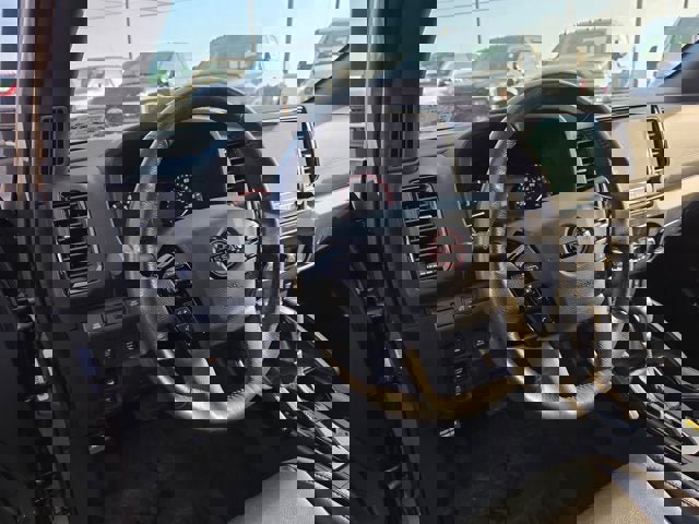 Used 2022 Nissan Frontier PRO-4X w/ Pro-4X Premium Package image 9