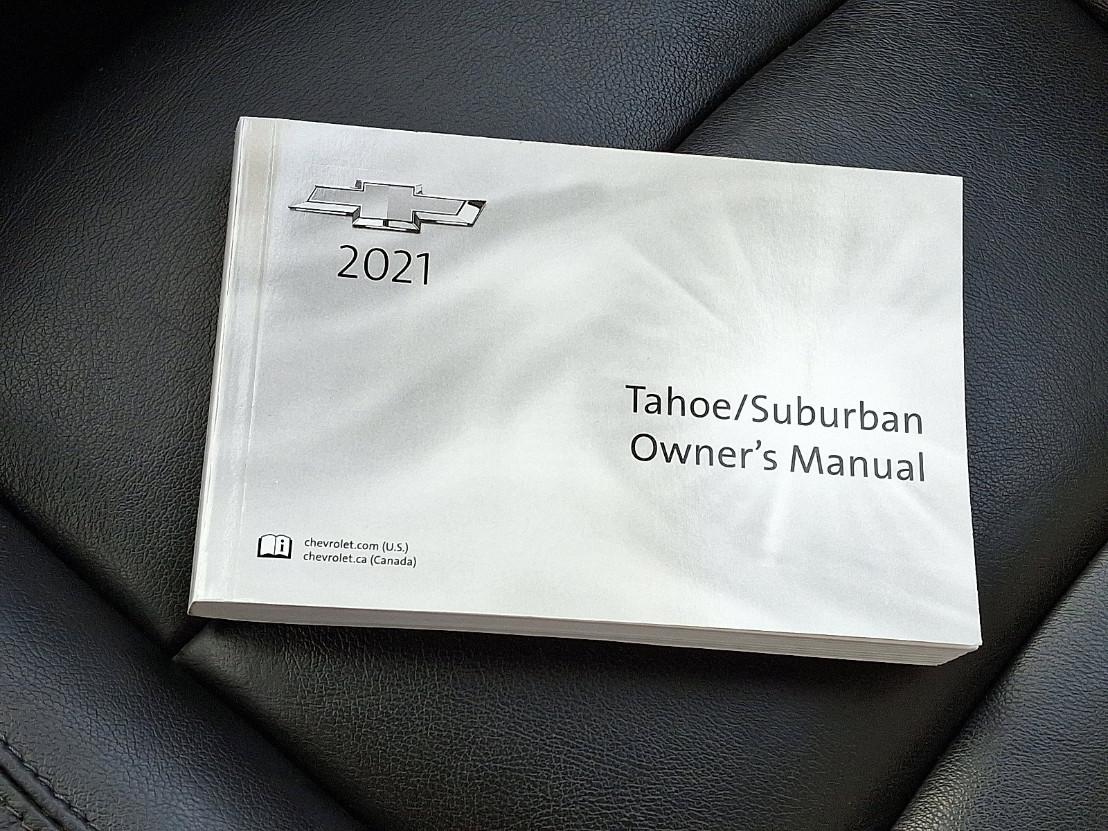 Used 2021 Chevrolet Tahoe LT w/ LT Signature Package image 26