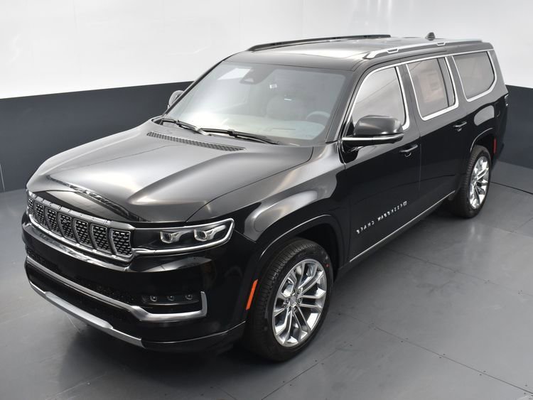 Used 2023 Jeep Grand Wagoneer L Series II w/ Premium Group II image 47