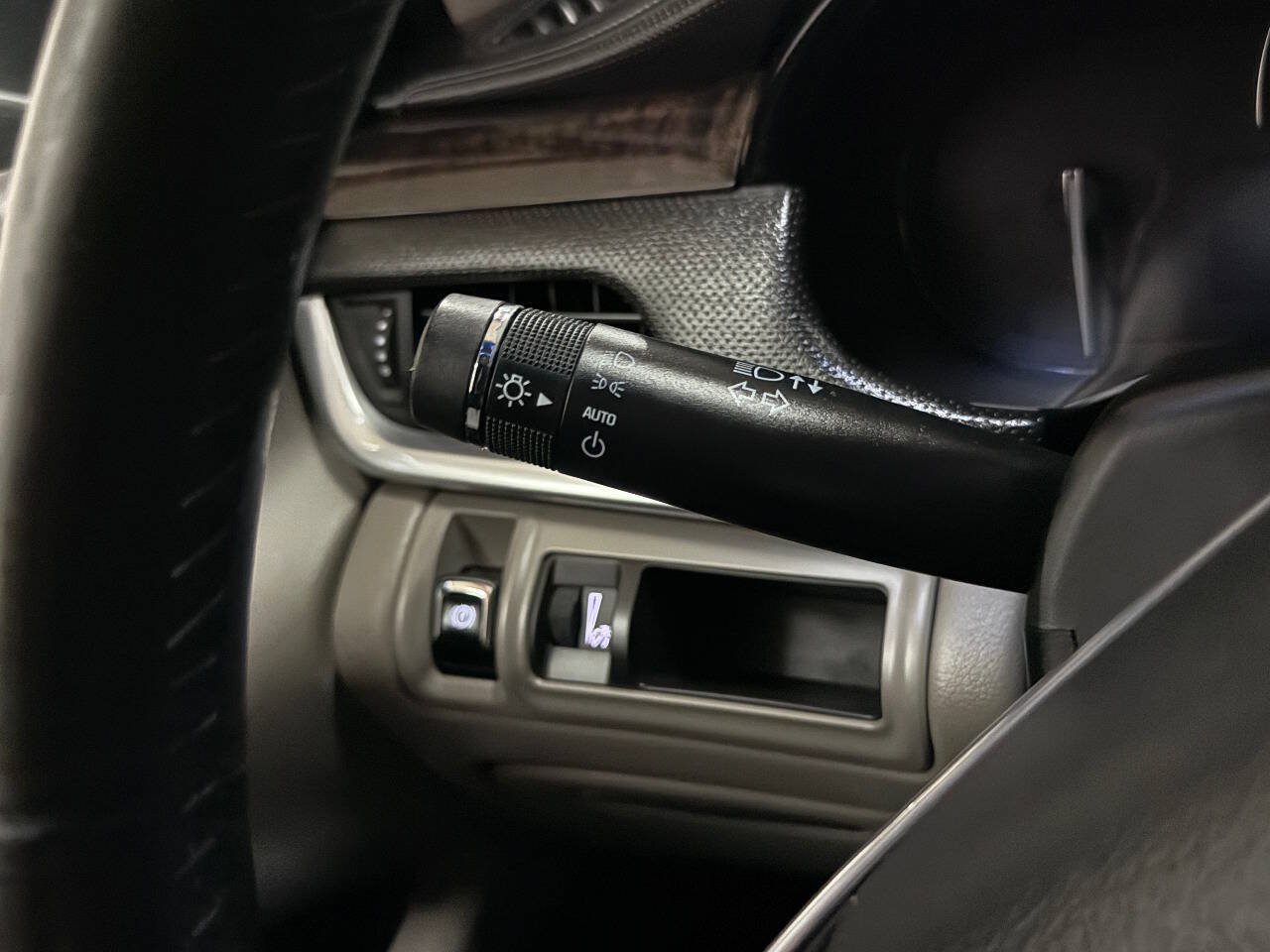 Used 2017 Cadillac XTS Luxury w/ Driver Awareness Package FWD image 76