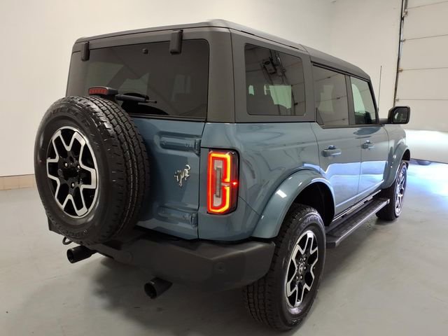 Used 2024 Ford Bronco Outer Banks AWD/4WD image 3