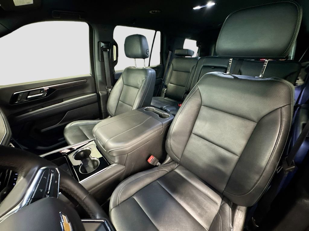 Used 2025 Chevrolet Tahoe LS image 16