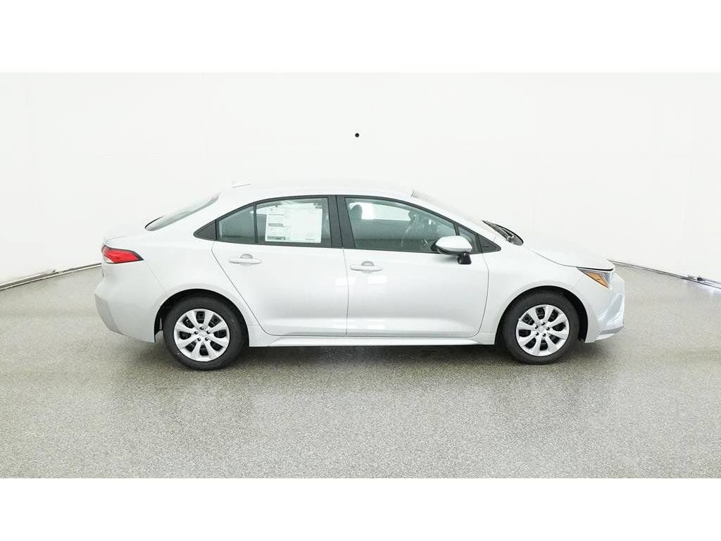 Used 2024 Toyota Corolla LE FWD image 13