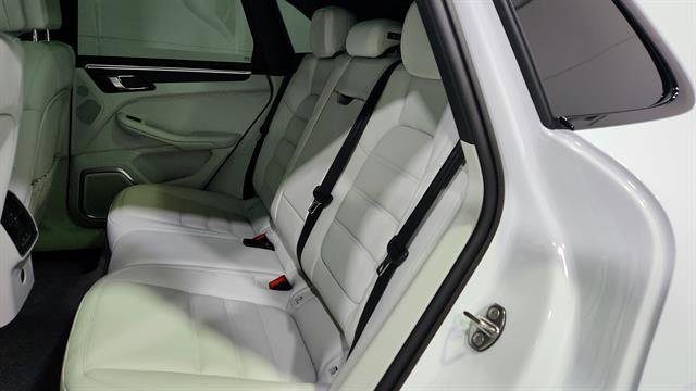 Used 2023 Porsche Macan GTS image 22