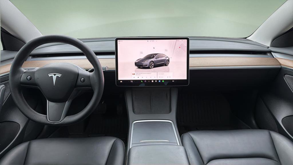 Used 2023 Tesla Model 3 Standard Range image 7