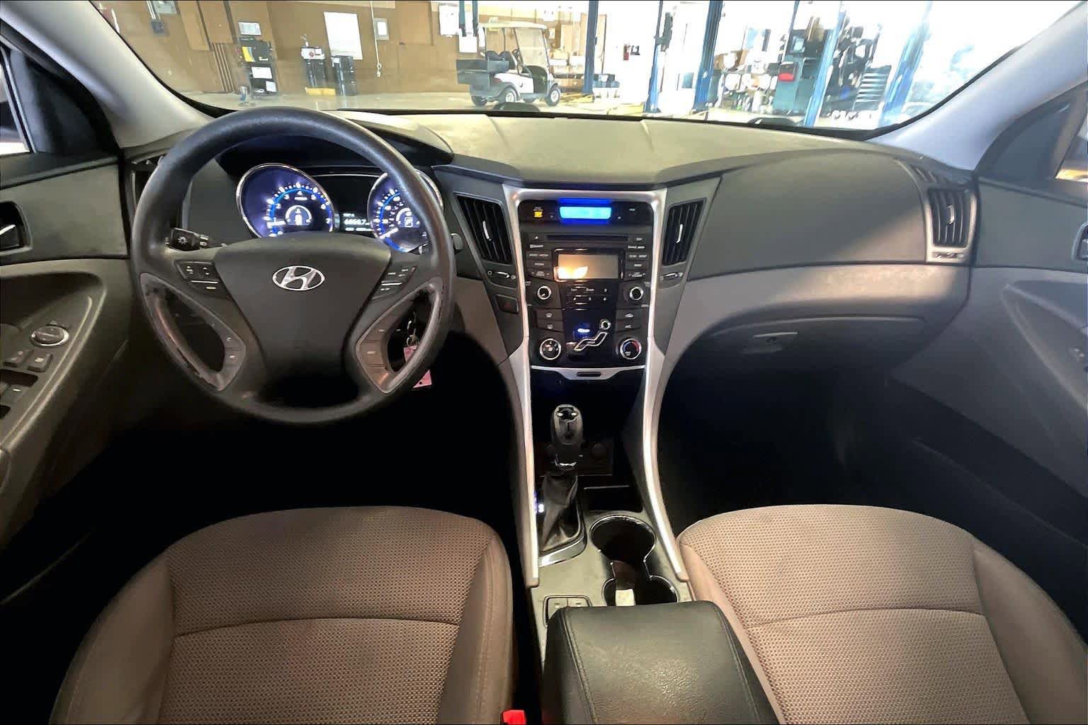 Used 2013 Hyundai Sonata GLS w/ Popular Equipment Pkg FWD image 14