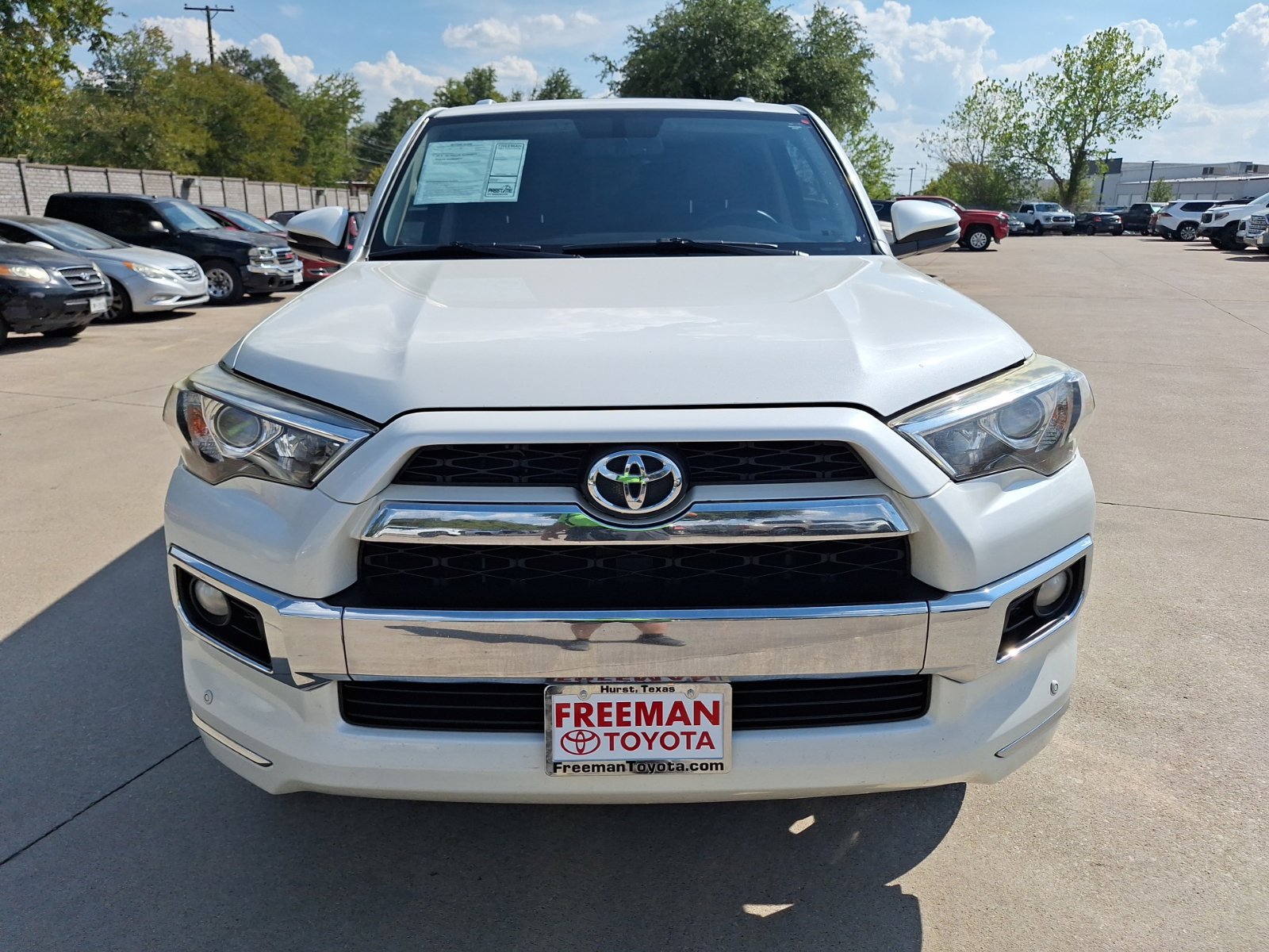Used 2015 Toyota 4Runner Limited AWD/4WD image 9
