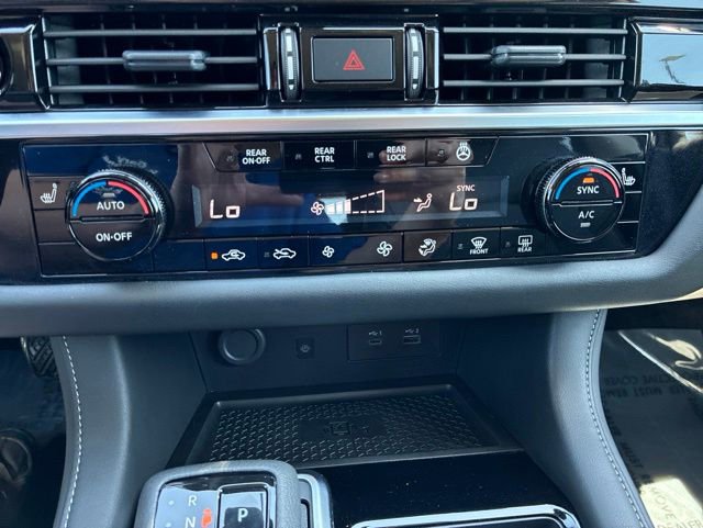 Used 2025 Nissan Pathfinder SL w/ SL Premium Package AWD/4WD image 46