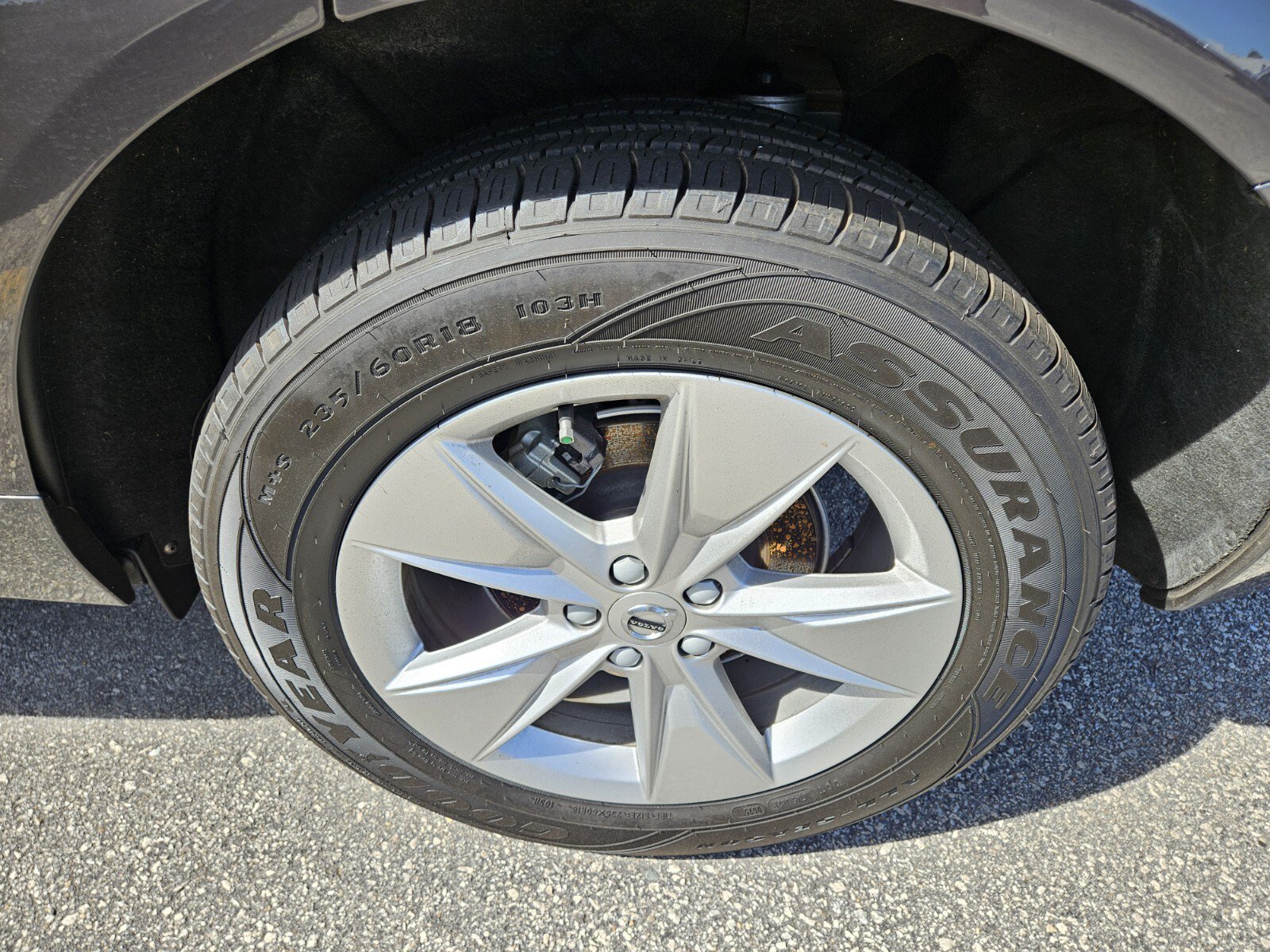 Used 2022 Volvo XC60 B5 Momentum AWD/4WD image 8