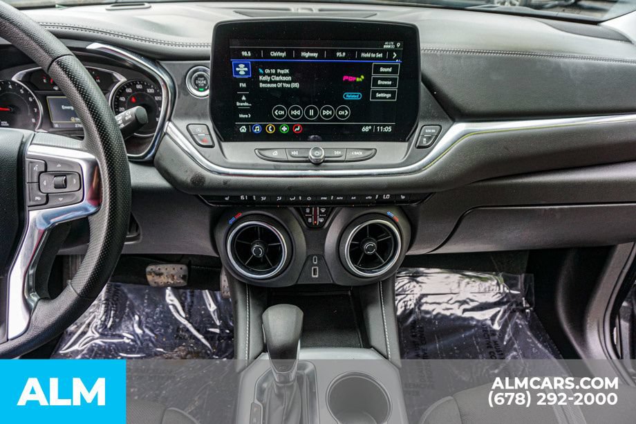 Used 2025 Chevrolet Blazer LT FWD image 39