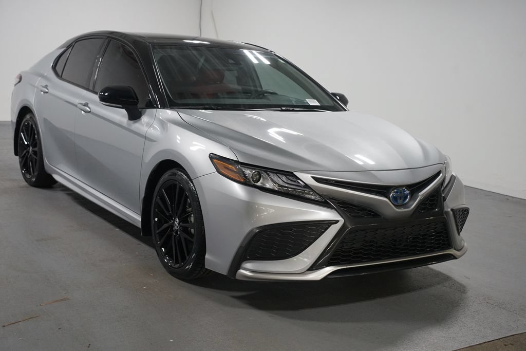 Certified 2024 Toyota Camry XSE FWD image 3