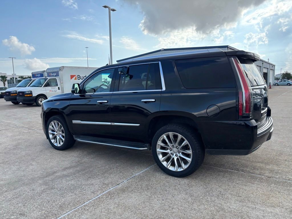 Used 2018 Cadillac Escalade Luxury AWD/4WD image 8