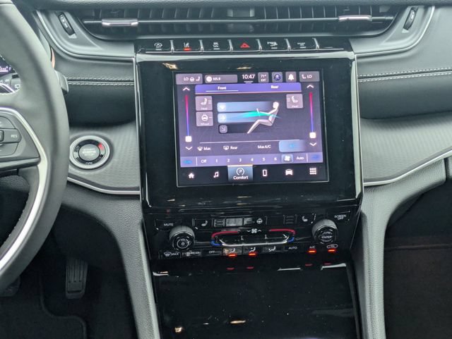 New 2026 Jeep Grand Cherokee L 4WD image 18